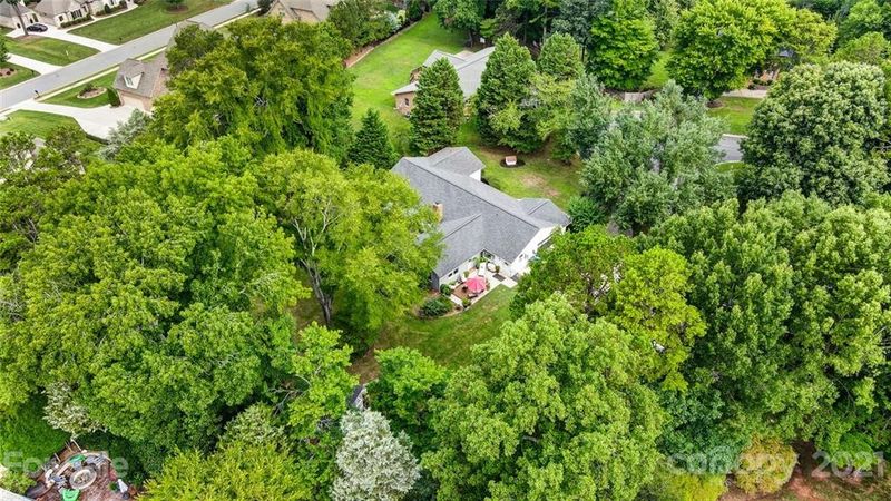 4000 Five Oaks Ct, Mint Hill, NC 28227