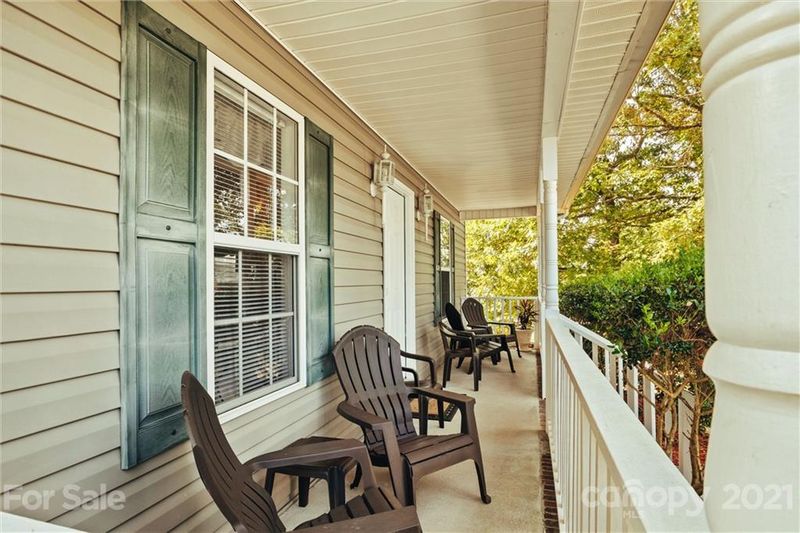 3714 Navajo Dr, Maiden, NC 28650