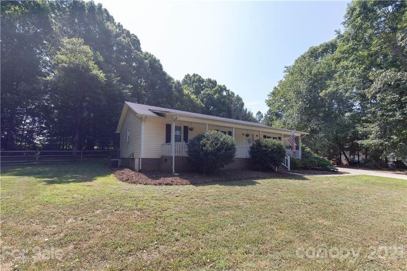151 Levo Dr, Troutman, NC 28166