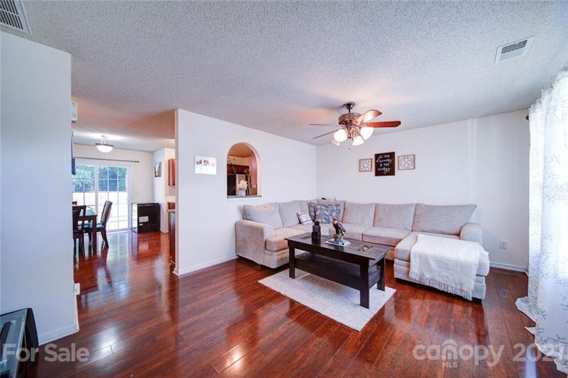 206 Glencroft Dr, Wingate, NC 28174