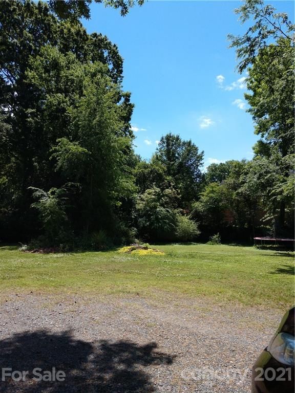 2520 Providence Rd, Charlotte, NC 28211
