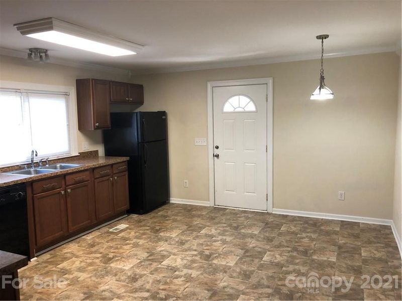 910 West A St, Kannapolis, NC 28081