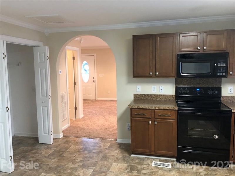 910 West A St, Kannapolis, NC 28081