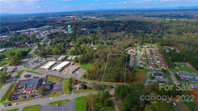 111 6th Ave NE #4B, Conover, NC 28613