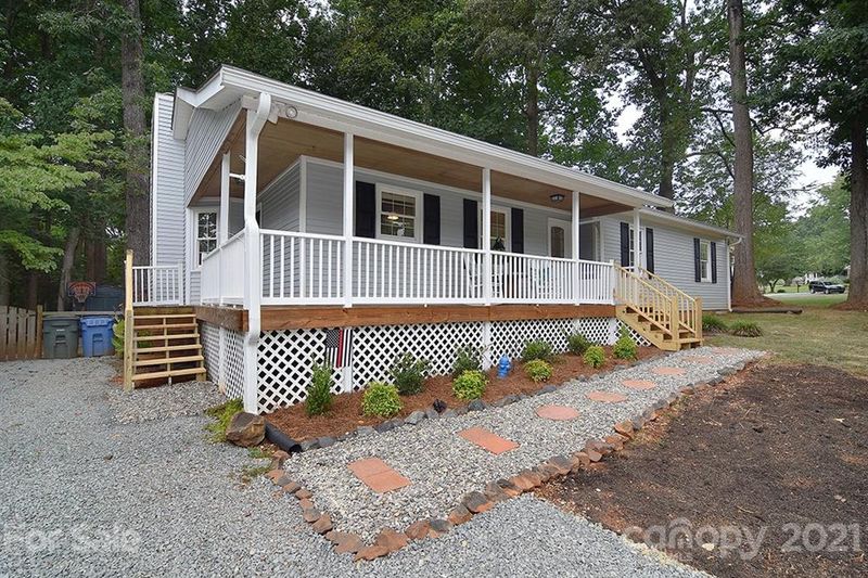 15420 Walnut Cove Dr, Mint Hill, NC 28227