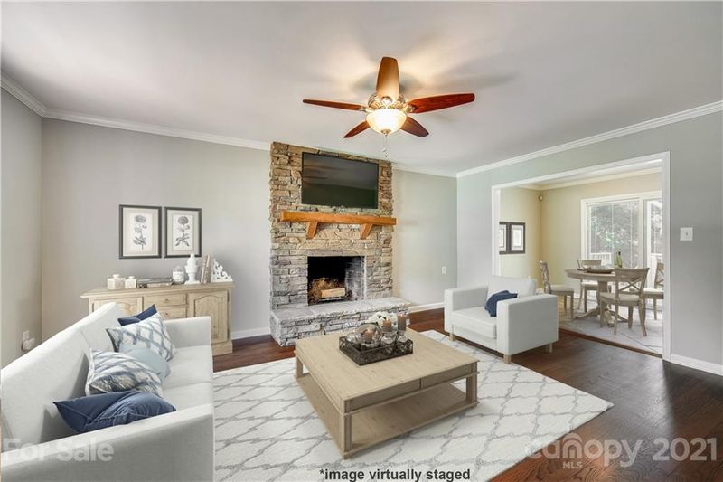 3816 Willowood Dr, Charlotte, NC 28210