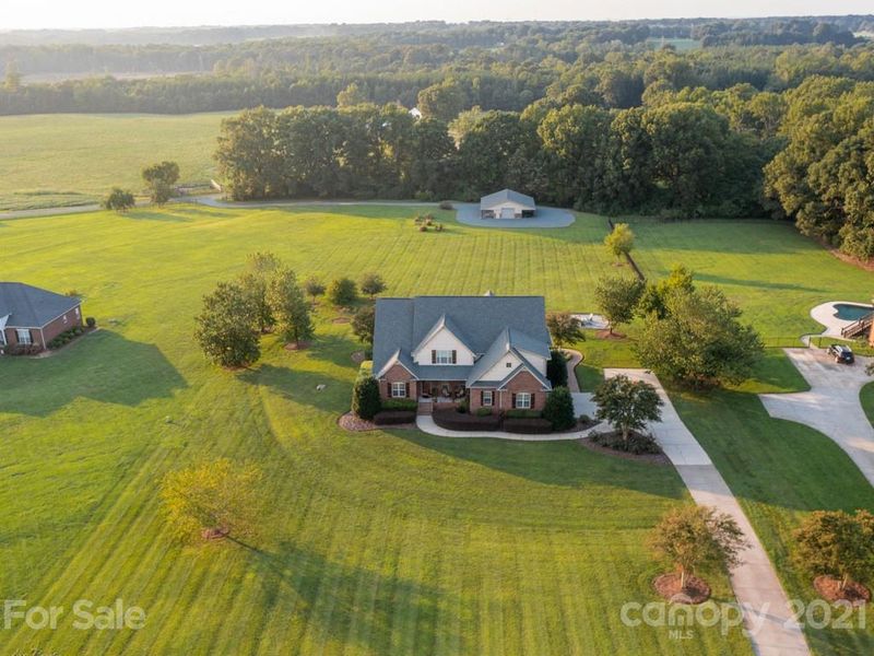 2820 Lathan Rd, Monroe, NC 28112