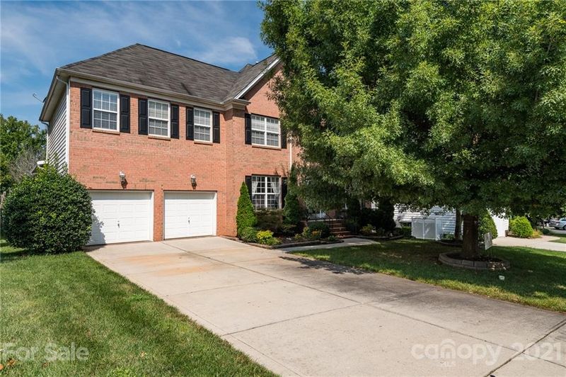 1132 Anduin Falls Dr, Charlotte, NC 28269