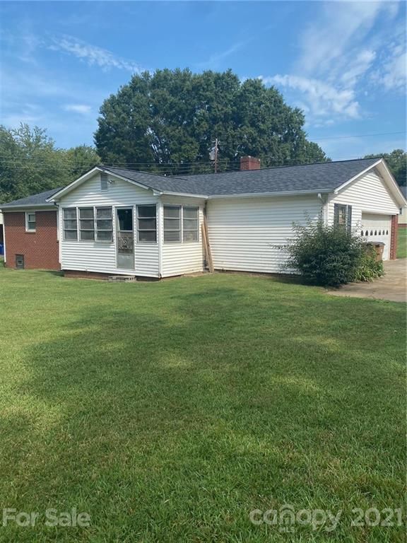 2180 Dale Ave, Lincolnton, NC 28092