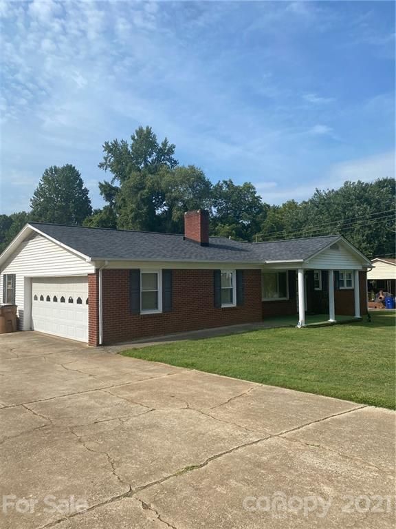 2180 Dale Ave, Lincolnton, NC 28092