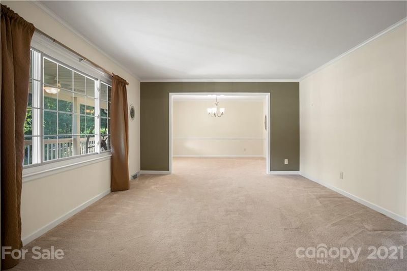 8665 Island Point Rd, Sherrills Ford, NC 28673