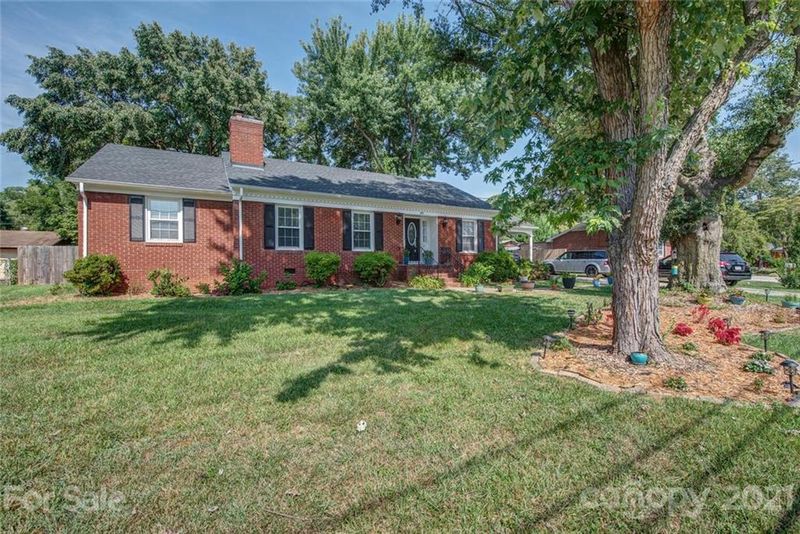601 Armstrong Park Rd, Gastonia, NC 28054