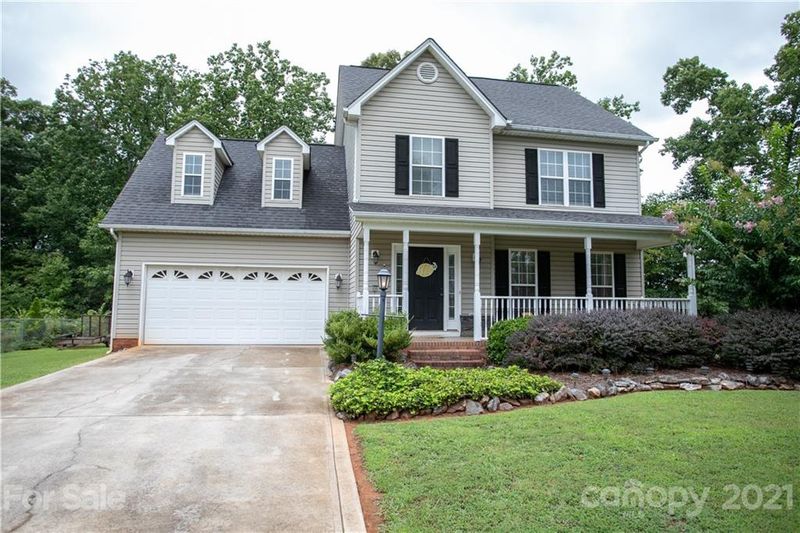 927 Caroline Cir, Kings Mountain, NC 28086