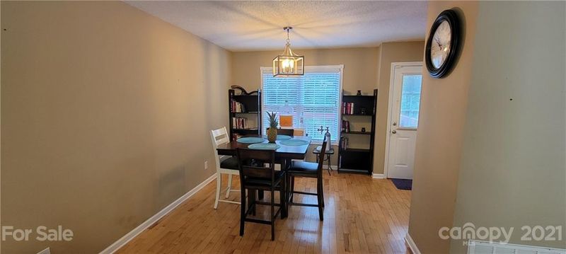 2051 16th Avenue Pl SW, Hickory, NC 28602