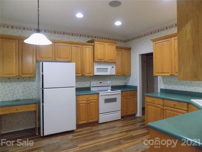 1218 Millwright Ln, Matthews, NC 28104