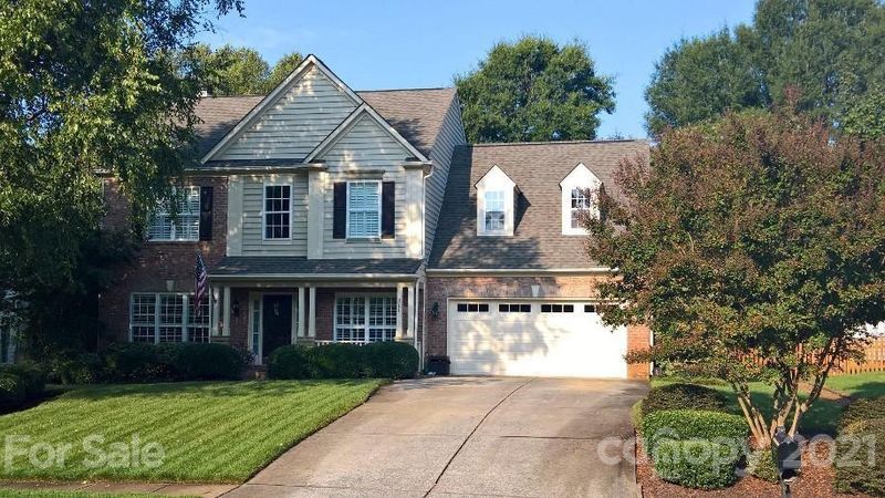 311 Matthews Estates Rd, Matthews, NC 28105