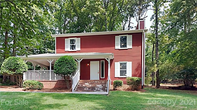 1606 Willowbrook Dr, Fort Mill, SC 29708