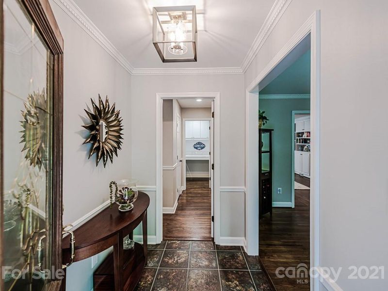 3901 Chevington Rd, Charlotte, NC 28226