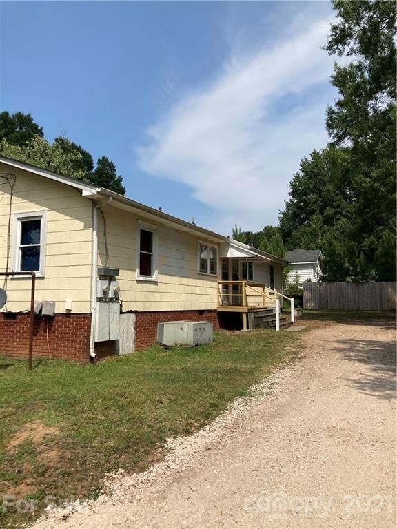 13791381 Rainbow Dr, Kannapolis, NC 28081