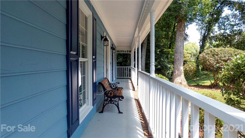 301 Withershinn Dr, Charlotte, NC 28262