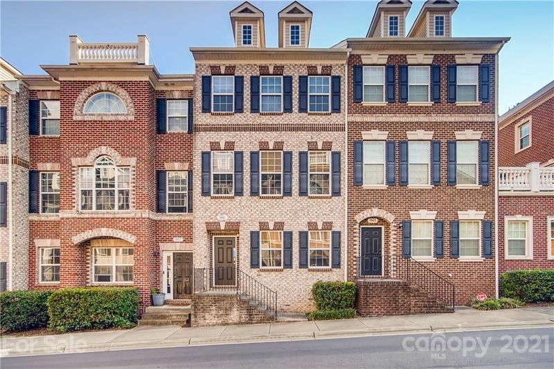 1961 Winpole Ln, Charlotte, NC 28273