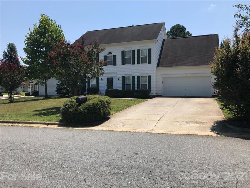 2432 Acadia Ct, Kannapolis, NC 28083