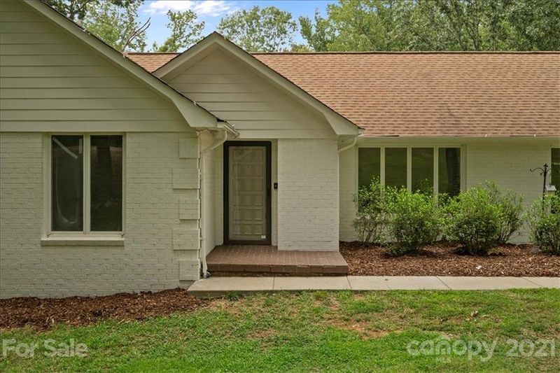 5620 Kiwi Ct #V, Concord, NC 28025