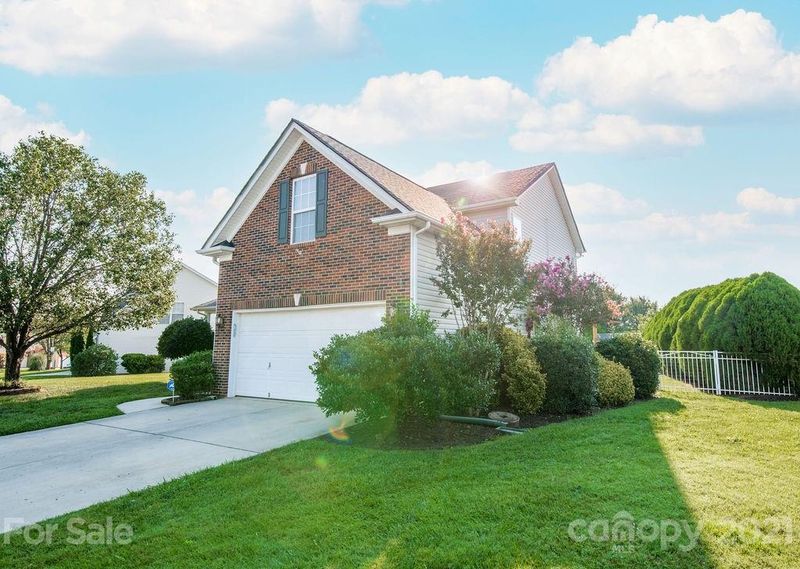 2005 Makin Dr, Indian Trail, NC 28079