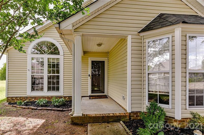 4987 Somerled Ct, Concord, NC 28027