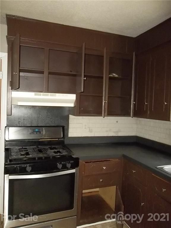 906 Eaglewood Ave, Charlotte, NC 28212