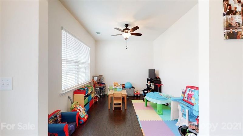 2235 Killian Creek Dr, Denver, NC 28037