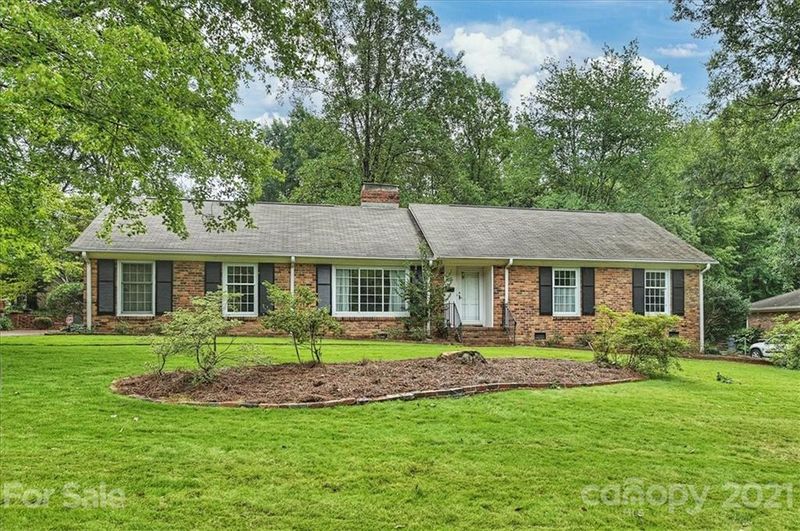 3001 Parkstone Dr, Charlotte, NC 28210