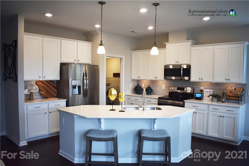 147 Rooster Tail Ln #185, Troutman, NC 28166
