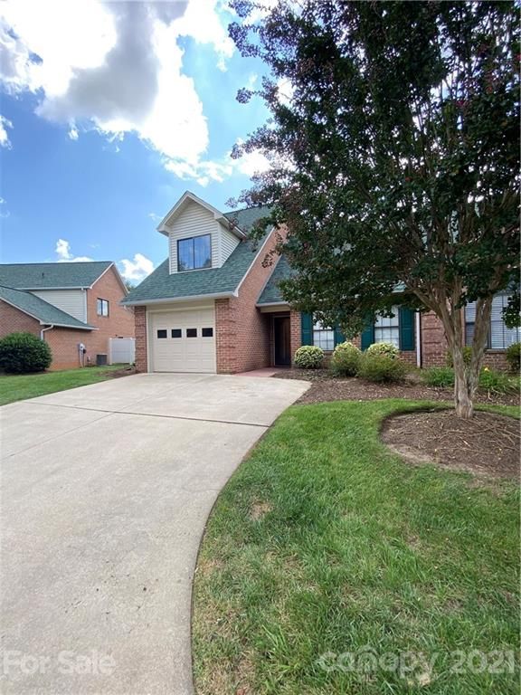 1632 20th Avenue Ct NE, Hickory, NC 28601