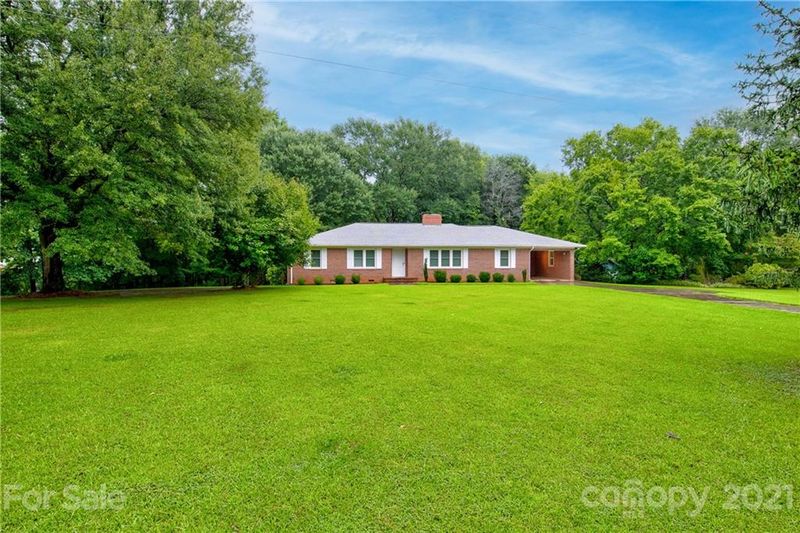 1021 Edgar Dr, Lancaster, SC 29720