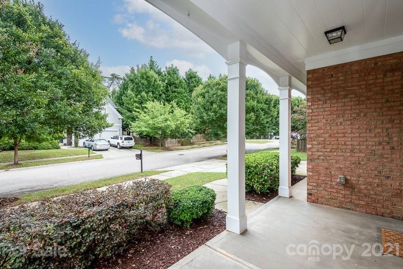 18011 Harbor Mist Rd, Cornelius, NC 28031