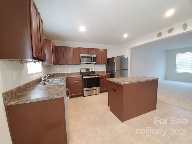106 Jeffrey St, Fort Mill, SC 29715