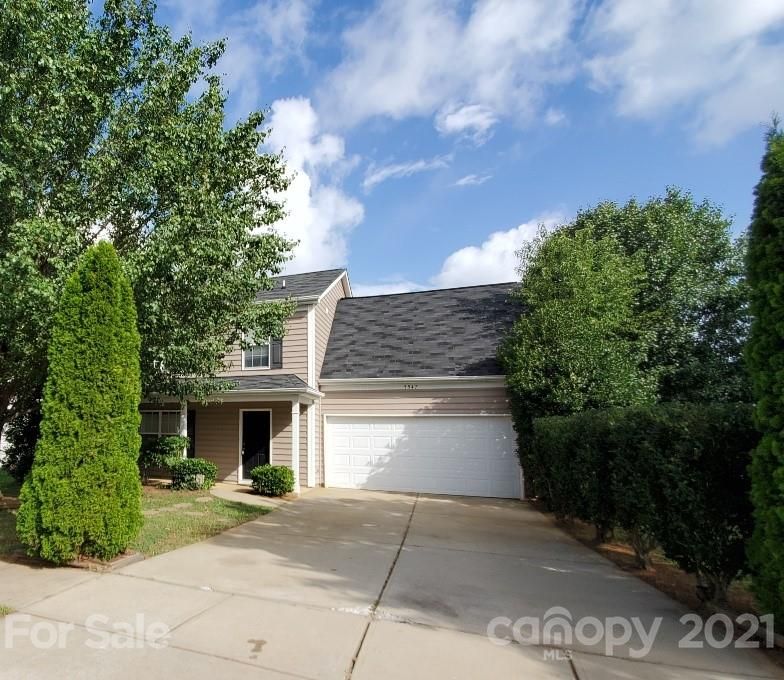5547 Mt Mansfield Rd, Charlotte, NC 28278