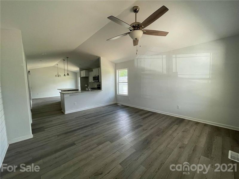 1213 Carolyn Ave, Kannapolis, NC 28081