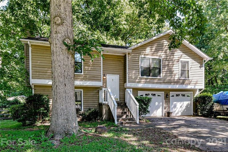 10335 Topeka Dr, Mint Hill, NC 28227