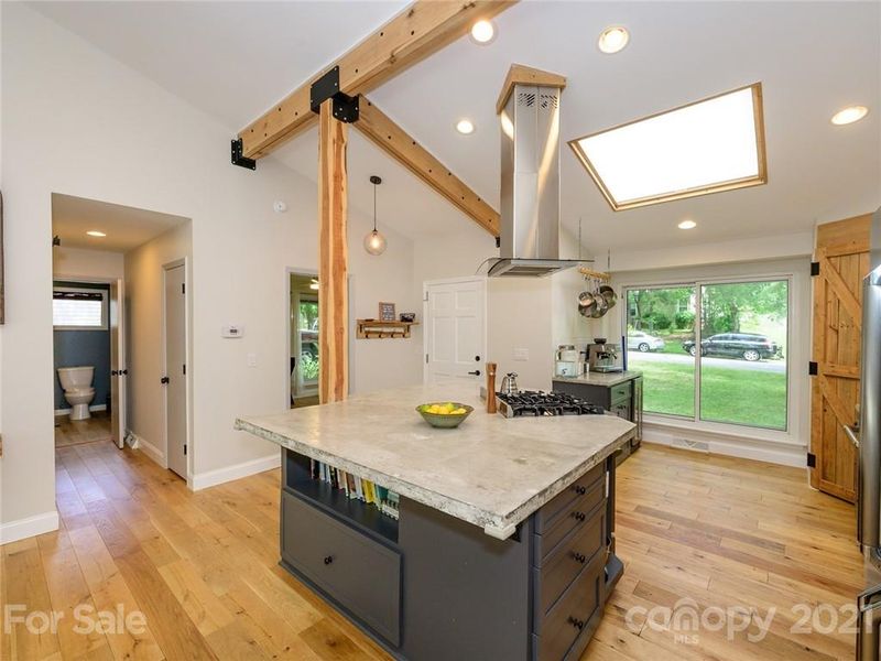 11316 Five Cedars Rd, Charlotte, NC 28226