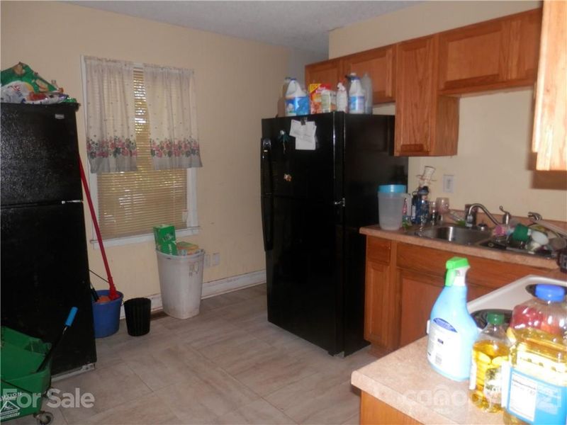 1546 Westdale Dr, Charlotte, NC 28208