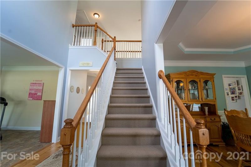 6325 Hermsley Rd, Charlotte, NC 28278