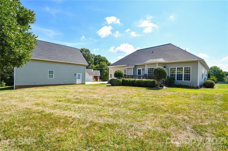 5305 Ashmore Ln, Monroe, NC 28110