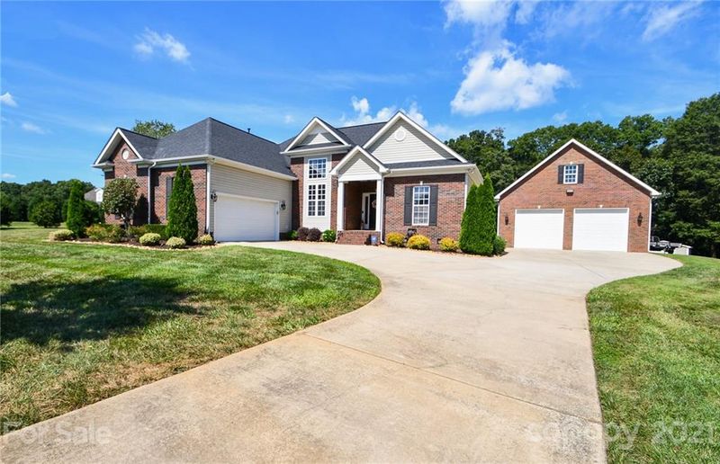 5305 Ashmore Ln, Monroe, NC 28110
