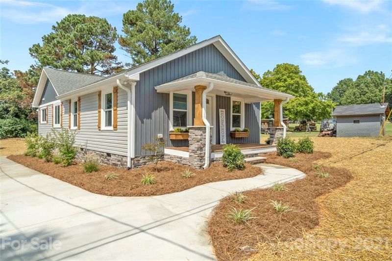 804 Fairway Dr, Kannapolis, NC 28081