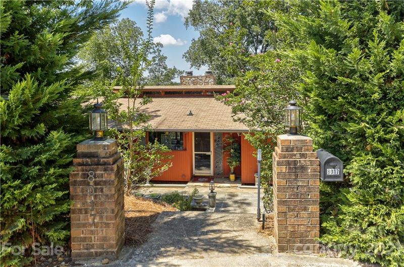8017 Kiwi Point, Tega Cay, SC 29708
