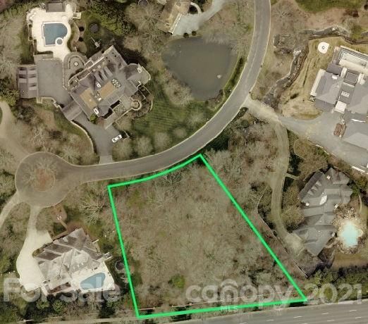 4533 Fox Brook Ln, Charlotte, NC 28211