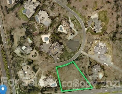 4533 Fox Brook Ln, Charlotte, NC 28211