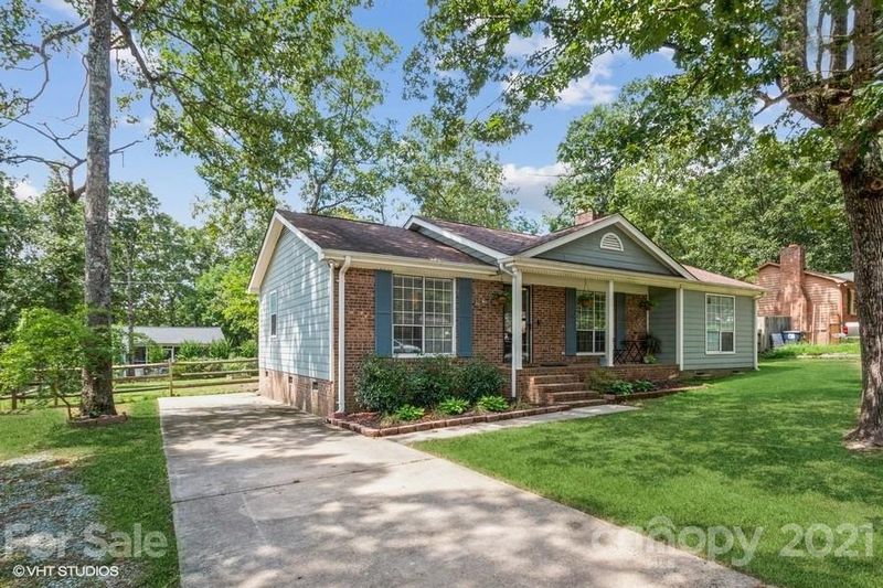 8009 Marcus Ln, Indian Trail, NC 28079